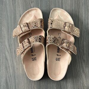 Birkenstock Sandals - Shimmering Rose Gold